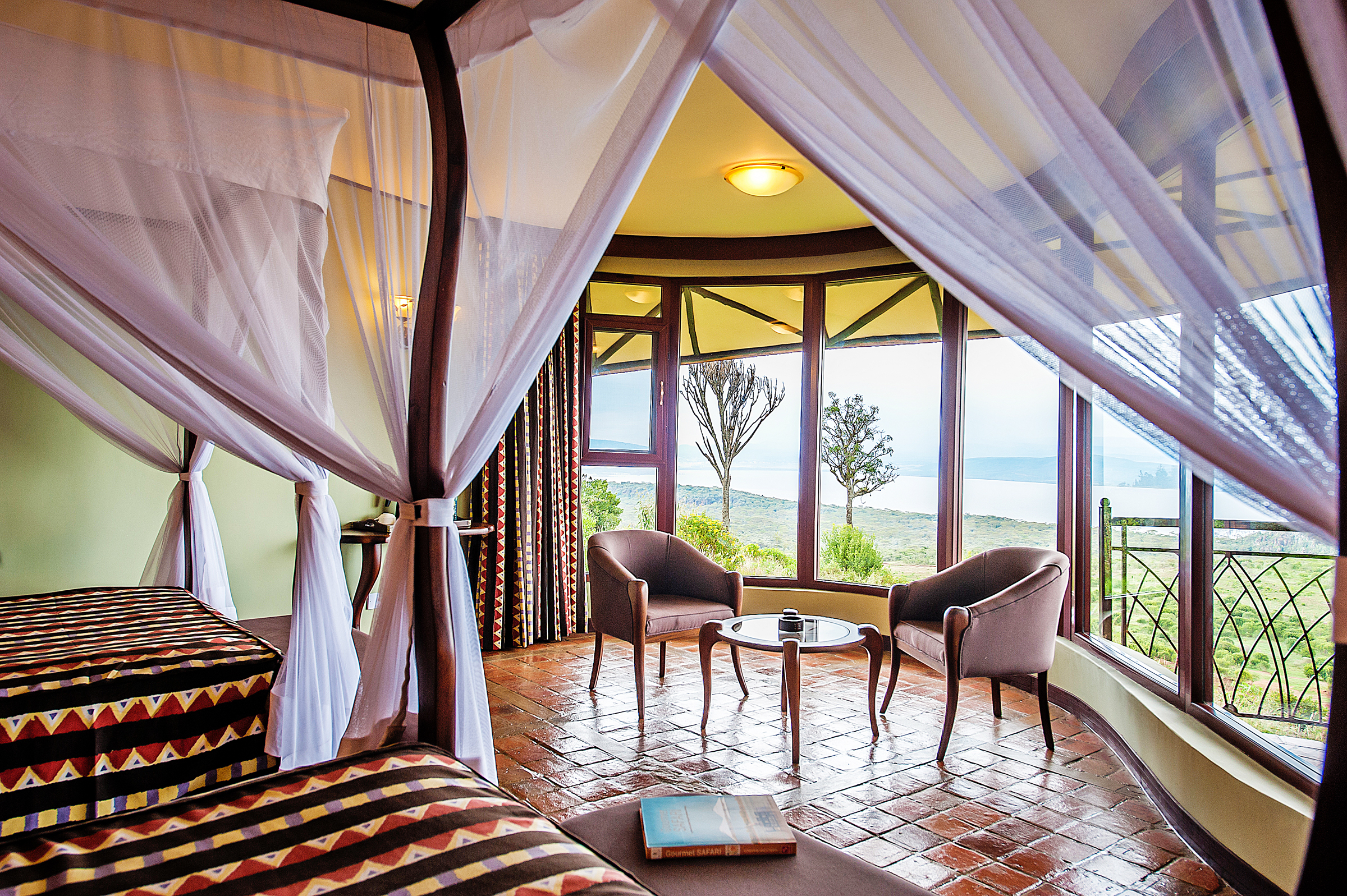 Full glass windows accommodation